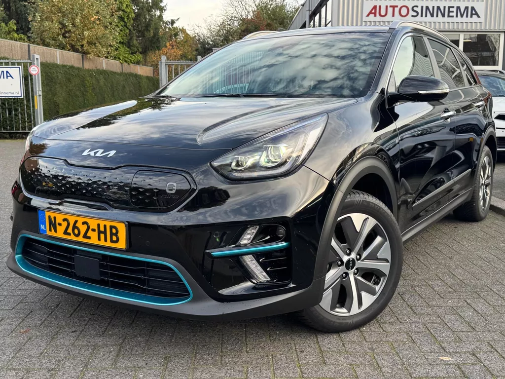 Kia E-Niro DynamicPlusLine 64 kWh 3-FASE 100% SOH Schuifdak