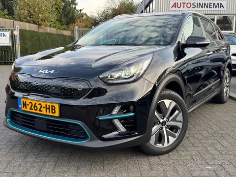 Kia E-Niro DynamicPlusLine 64 kWh 3-FASE 100% SOH Schuifdak