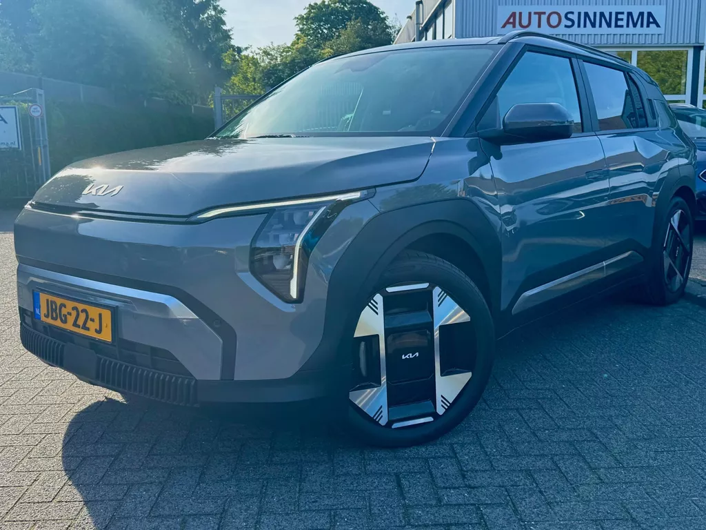 Kia EV3 Plus Advanced 81.4 kWh | Schuif/Kanteldak | Harman Kardon | Stuurverwarming |