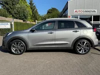 Kia Niro 1.6 GDi Hybrid DynamicPlusLine Trekhaak Stoel- & Stuurverwarming Foto