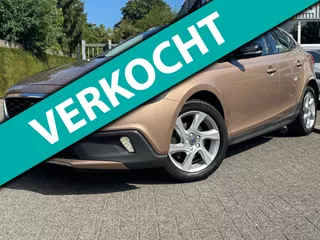 Volvo V40 Cross Country 1.6 T4 Momentum | All Season | Climate Control | PDC |
