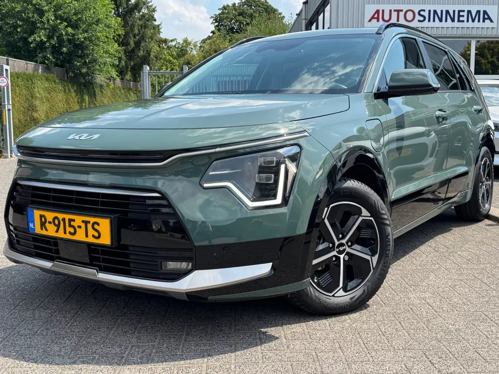 Kia Niro 1.6 GDi PHEV DynamicPlusLine | Dealer onderhouden | HUD | Panoramadak | Stuurverwarming | Stoelverwarming