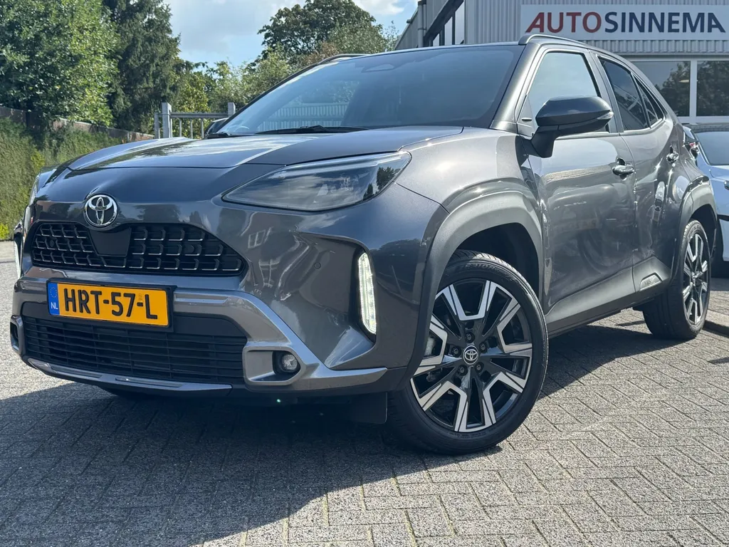 Toyota Yaris Cross 1.5 Hybrid 130 Executive | Afneembare Trekhaak | Incl. Orginele Fietsendrager! | HUD |