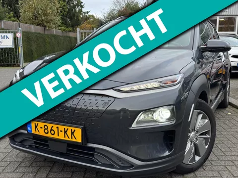 Hyundai Kona EV Limited 64 kWh 3 FASE 100% SOH Trekhaak Panoramadak