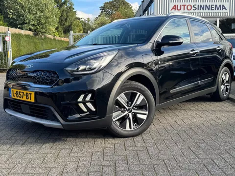 Kia Niro 1.6 GDi PHEV ExecutiveLine | Volledig onderhouden | 1e eigenaar | Stoelkoeling | Panoramadak | Stuur- & stoelverwarming |