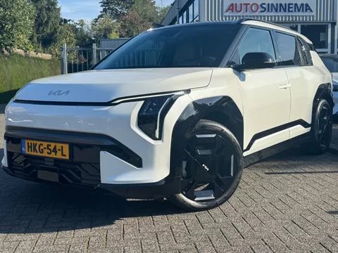 Kia EV3 GT-Line 81.4 kWh | 1e eigenaar | Panoramadak | Stoelverwarming | Stoelverwarming |